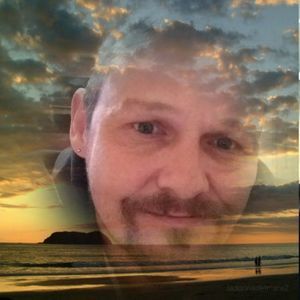 Meet your Posher, Dennis